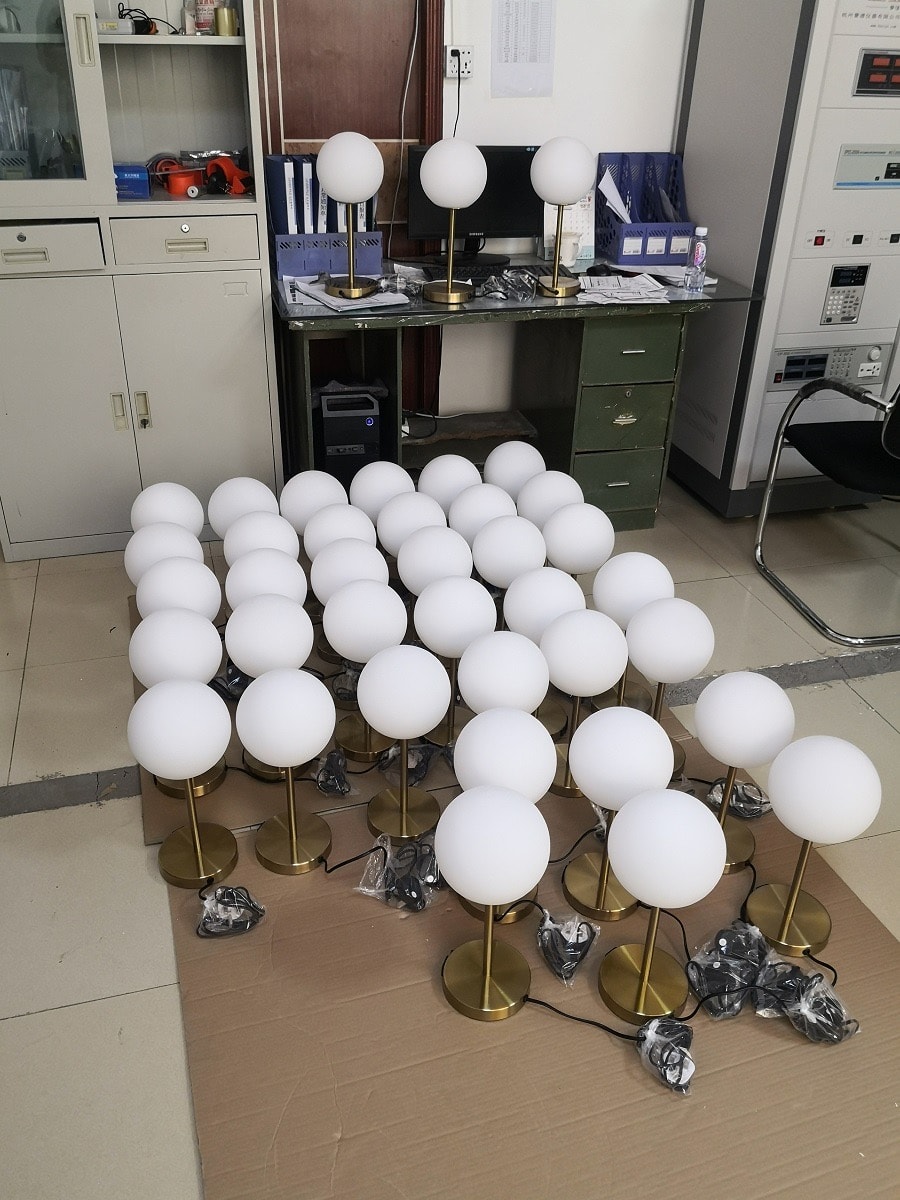 Completed USB table lamps inspected before shipment from China